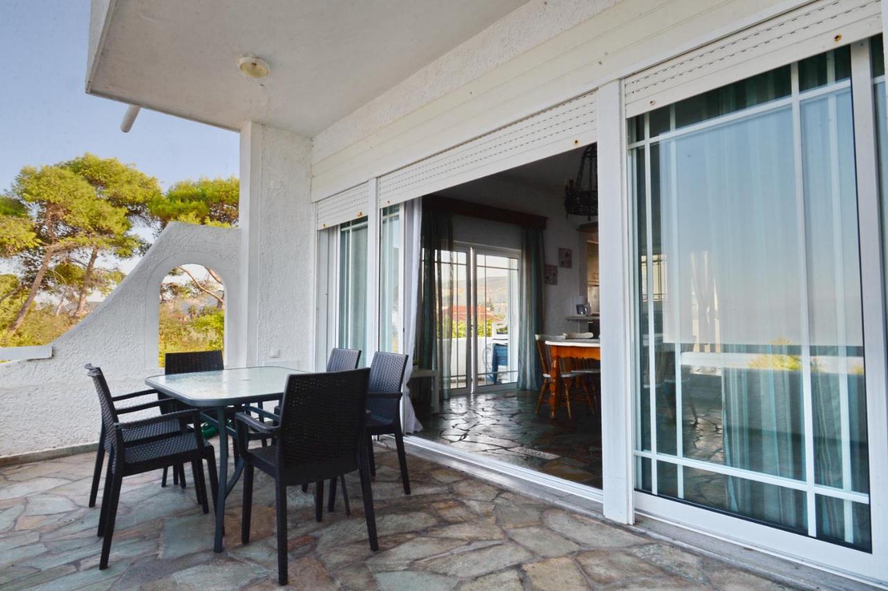 Antorina Beachfront Villas With Private Pools Kamari  Exterior photo