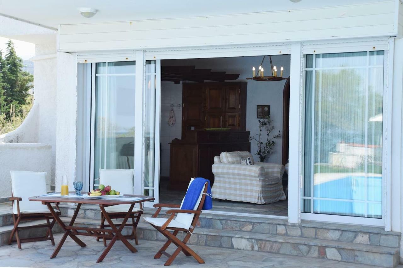 Antorina Beachfront Villas With Private Pools Kamari  Exterior photo